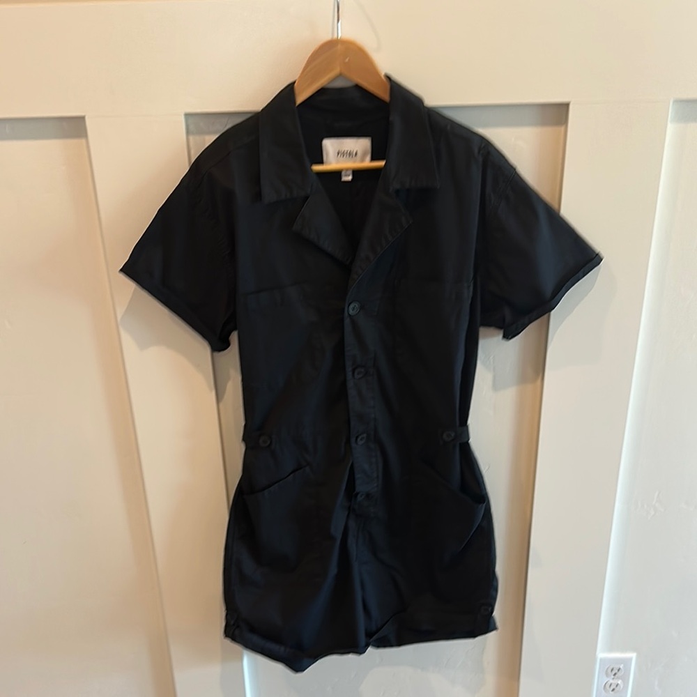 Pistola Black Short Sleeve Romper